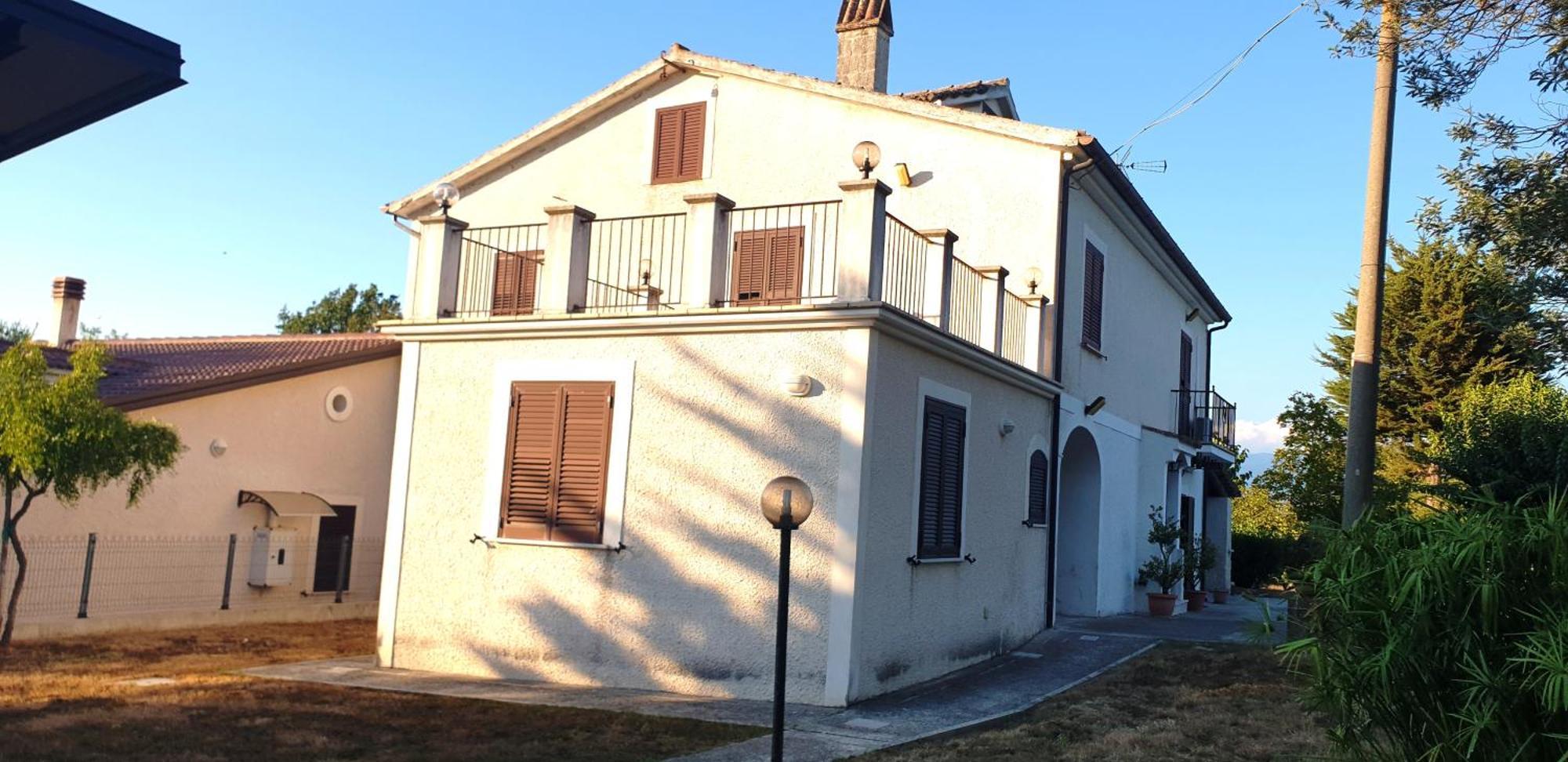 Country Chic Antico Casale - Piscina Idromassaggio Lettini, Solarium, Cinema Experience, Wifi, Parcheggio Apartment