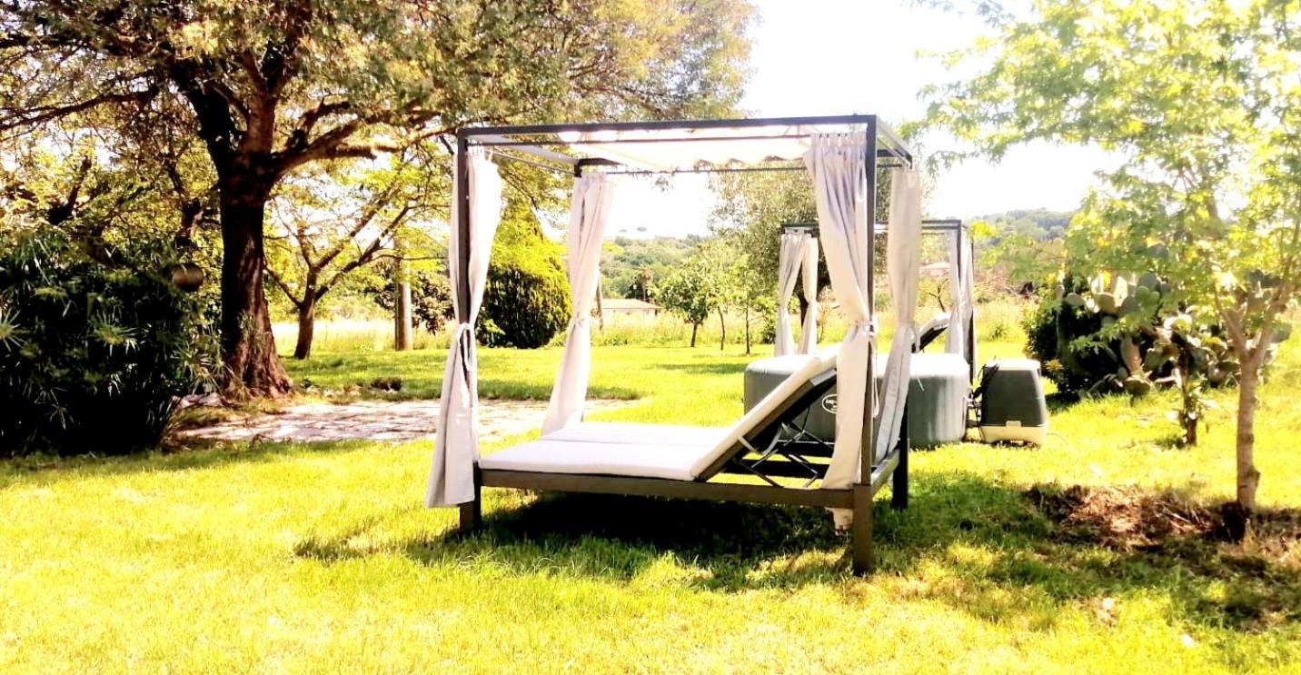 Country Chic Antico Casale - Piscina Idromassaggio Lettini, Solarium, Cinema Experience, Wifi, Parcheggio Caiazzo