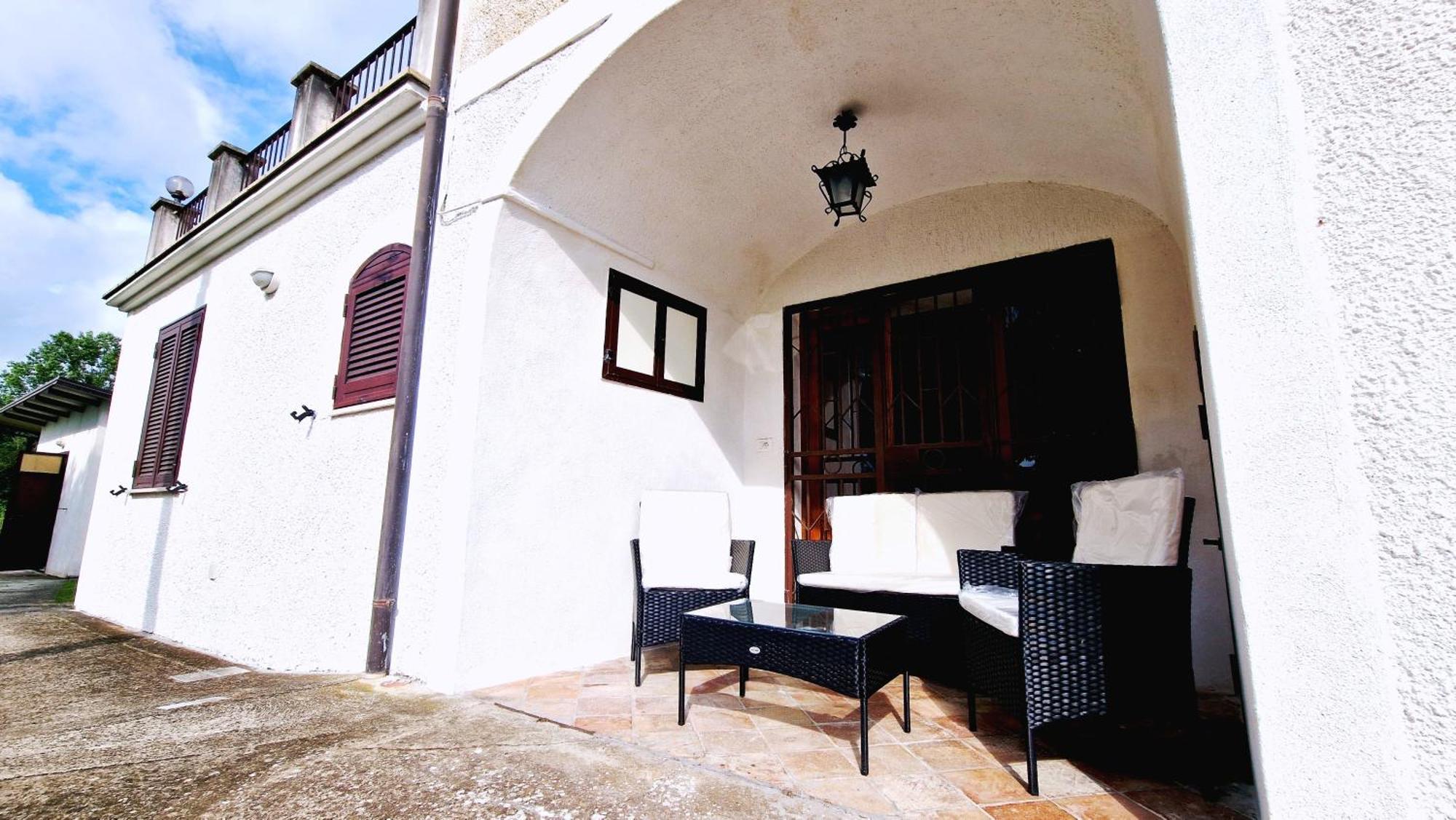 Country Chic Antico Casale - Piscina Idromassaggio Lettini, Solarium, Cinema Experience, Wifi, Parcheggio Apartment *