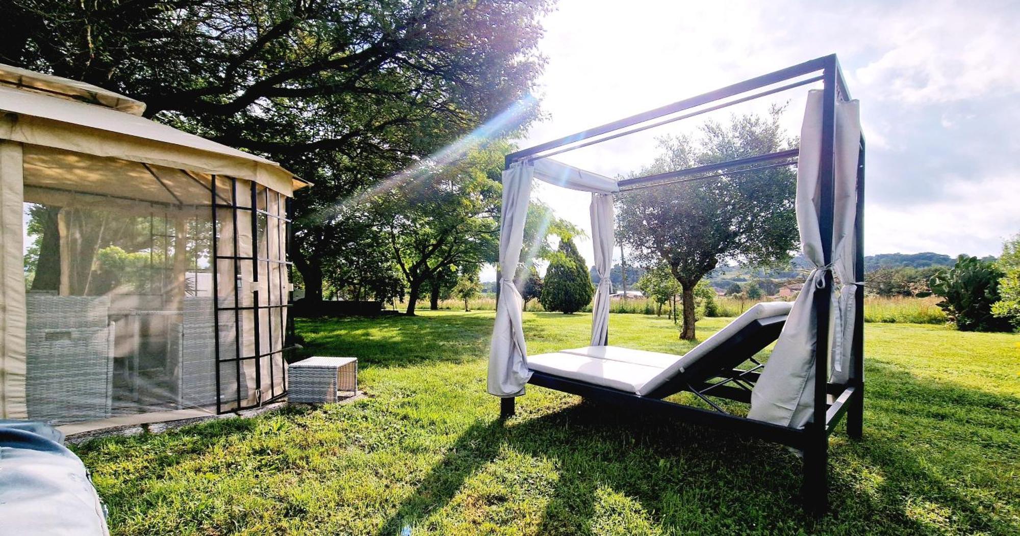 Country Chic Antico Casale - Piscina Idromassaggio Lettini, Solarium, Cinema Experience, Wifi, Parcheggio Apartment