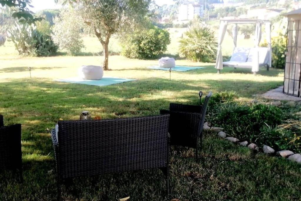 Country Chic Antico Casale - Piscina Idromassaggio Lettini, Solarium, Cinema Experience, Wifi, Parcheggio Caiazzo