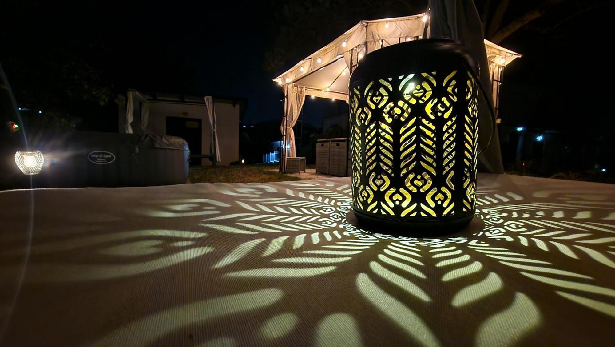 Country Chic Antico Casale - Piscina Idromassaggio Lettini, Solarium, Cinema Experience, Wifi, Parcheggio Apartment *