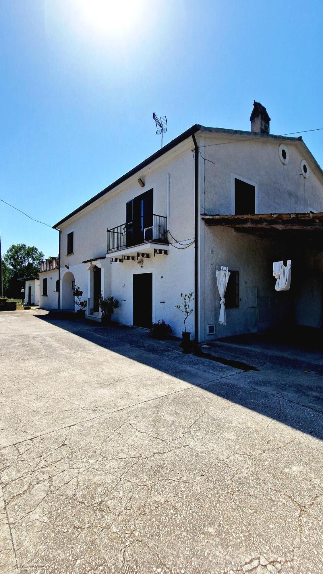 Apartment Country Chic Antico Casale - Piscina Idromassaggio Lettini, Solarium, Cinema Experience, Wifi, Parcheggio *