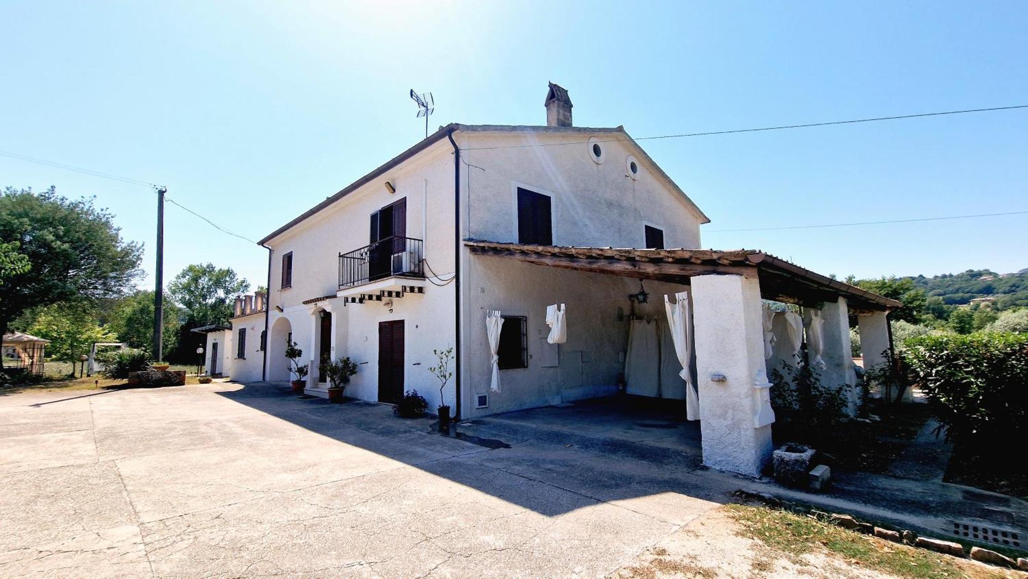 Country Chic Antico Casale - Piscina Idromassaggio Lettini, Solarium, Cinema Experience, Wifi, Parcheggio Caiazzo