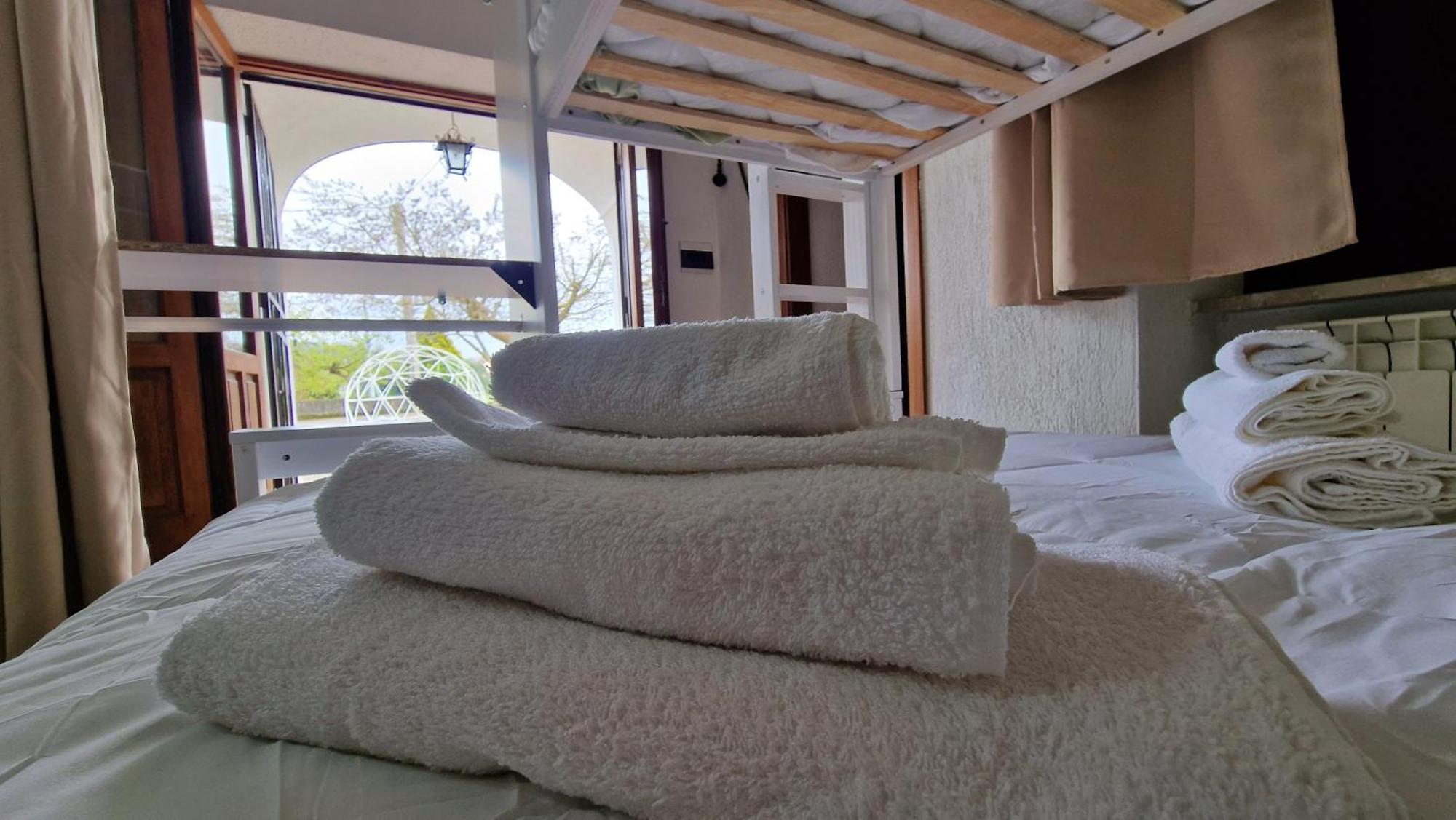 Country Chic Antico Casale - Piscina Idromassaggio Lettini, Solarium, Cinema Experience, Wifi, Parcheggio Apartment