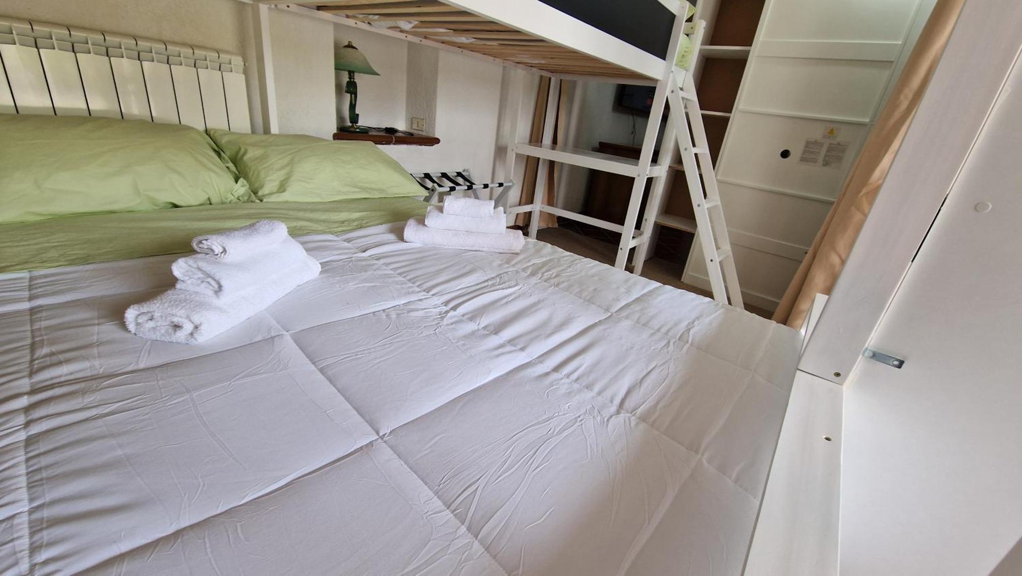 Country Chic Antico Casale - Piscina Idromassaggio Lettini, Solarium, Cinema Experience, Wifi, Parcheggio Apartment